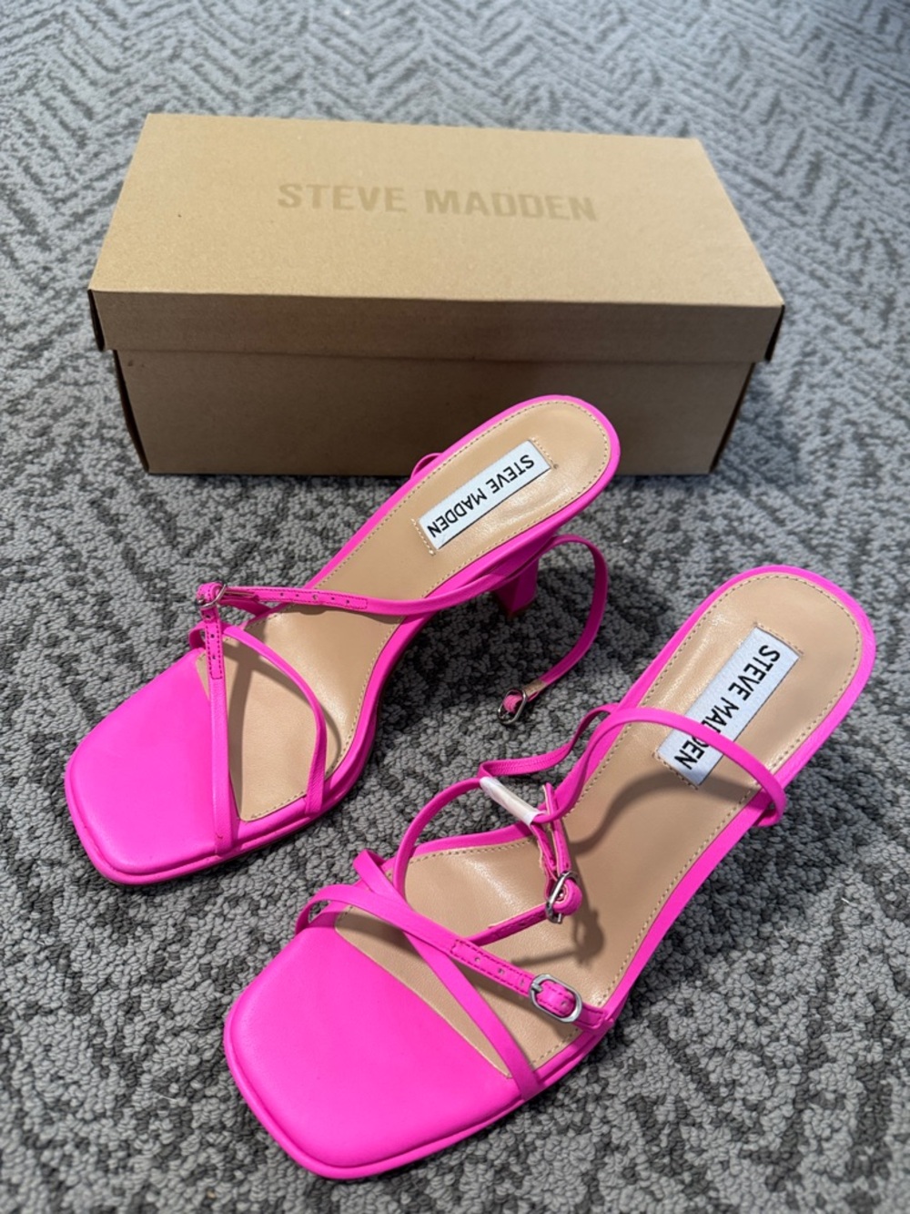 Steve Madden Neon Pink Strappy Square-Toe Heels - Picture 4 of 12